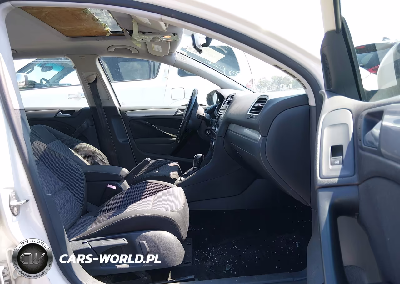 2014 Volkswagen Golf 2.5L VIN:WVWDB7AJ5EW001452 - 5