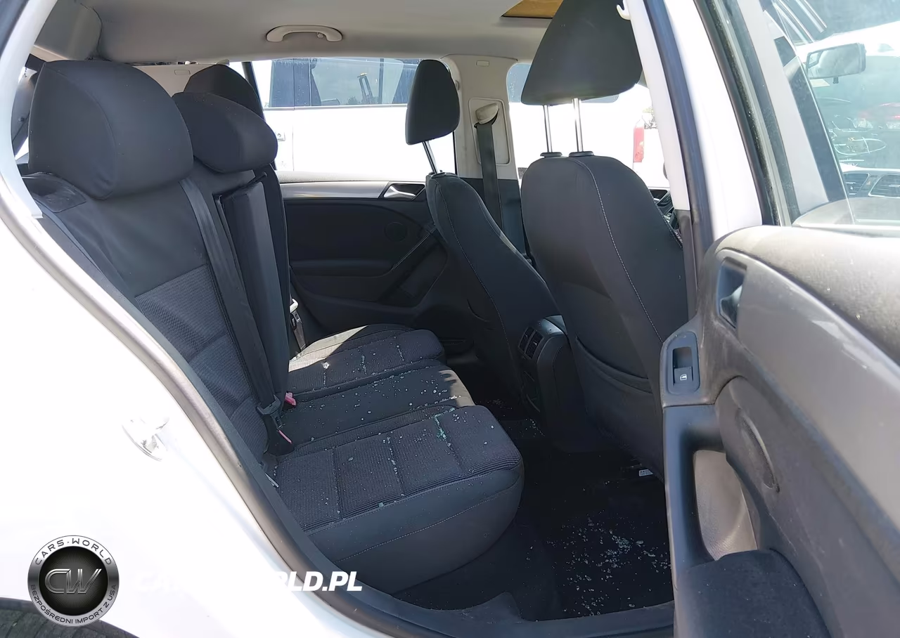 2014 Volkswagen Golf 2.5L VIN:WVWDB7AJ5EW001452 - 8