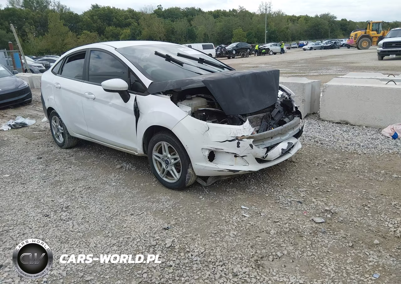 2019 Ford Fiesta Se VIN:3FADP4BJ9KM121156 - 1