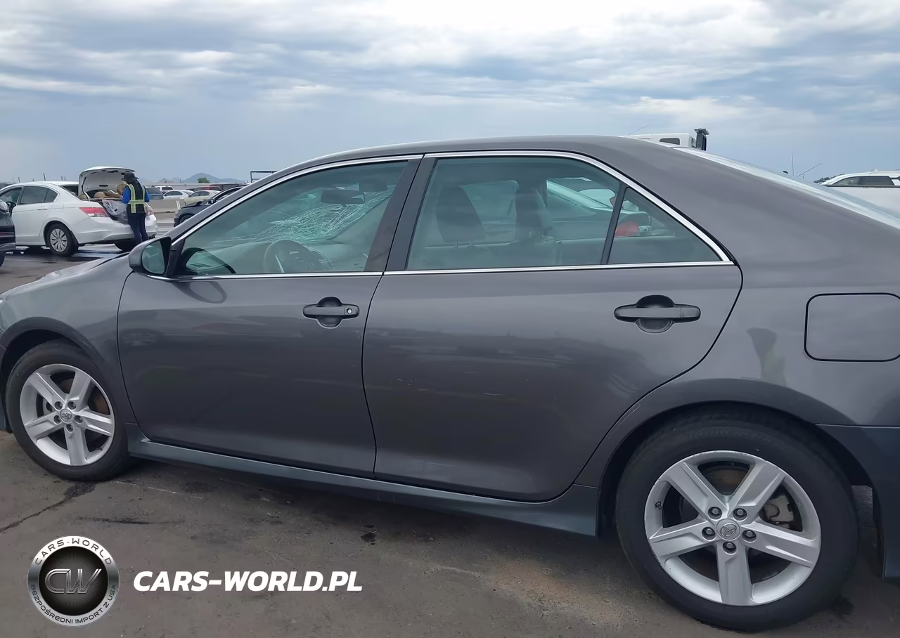 2014 Toyota Camry Se VIN:4T1BF1FK0EU461233 - 14
