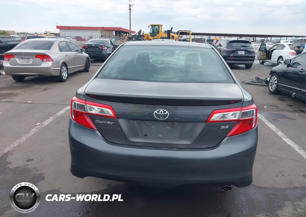 2014 Toyota Camry Se VIN:4T1BF1FK0EU461233 - 16