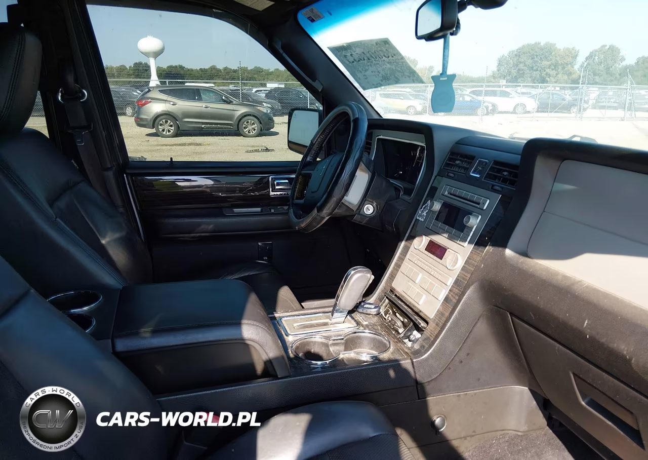 2010 Lincoln Navigator VIN:5LMJJ2J53AEJ07600 - 5