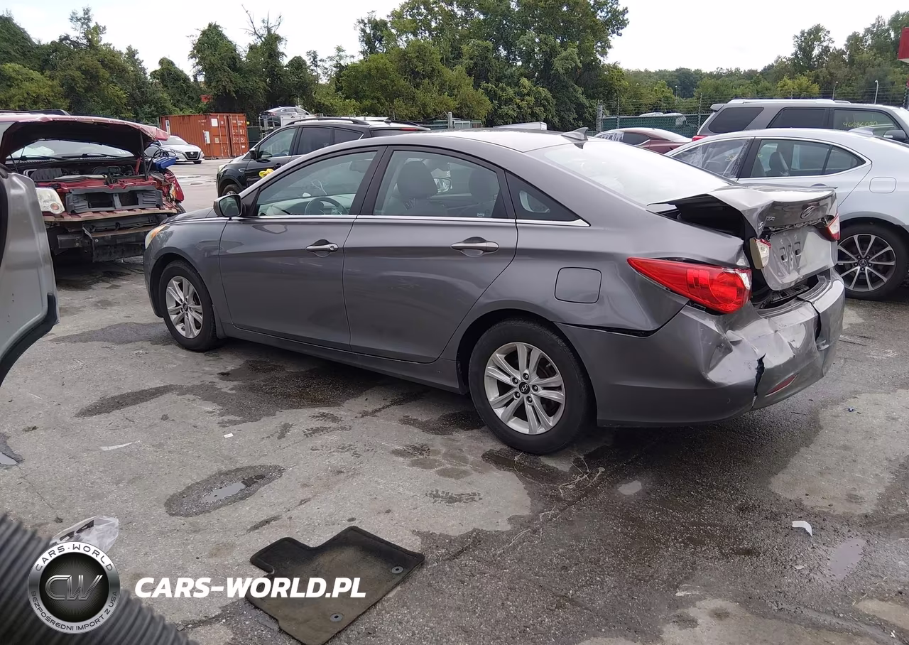 2012 Hyundai Sonata Gls VIN:5NPEB4AC1CH450098 - 3