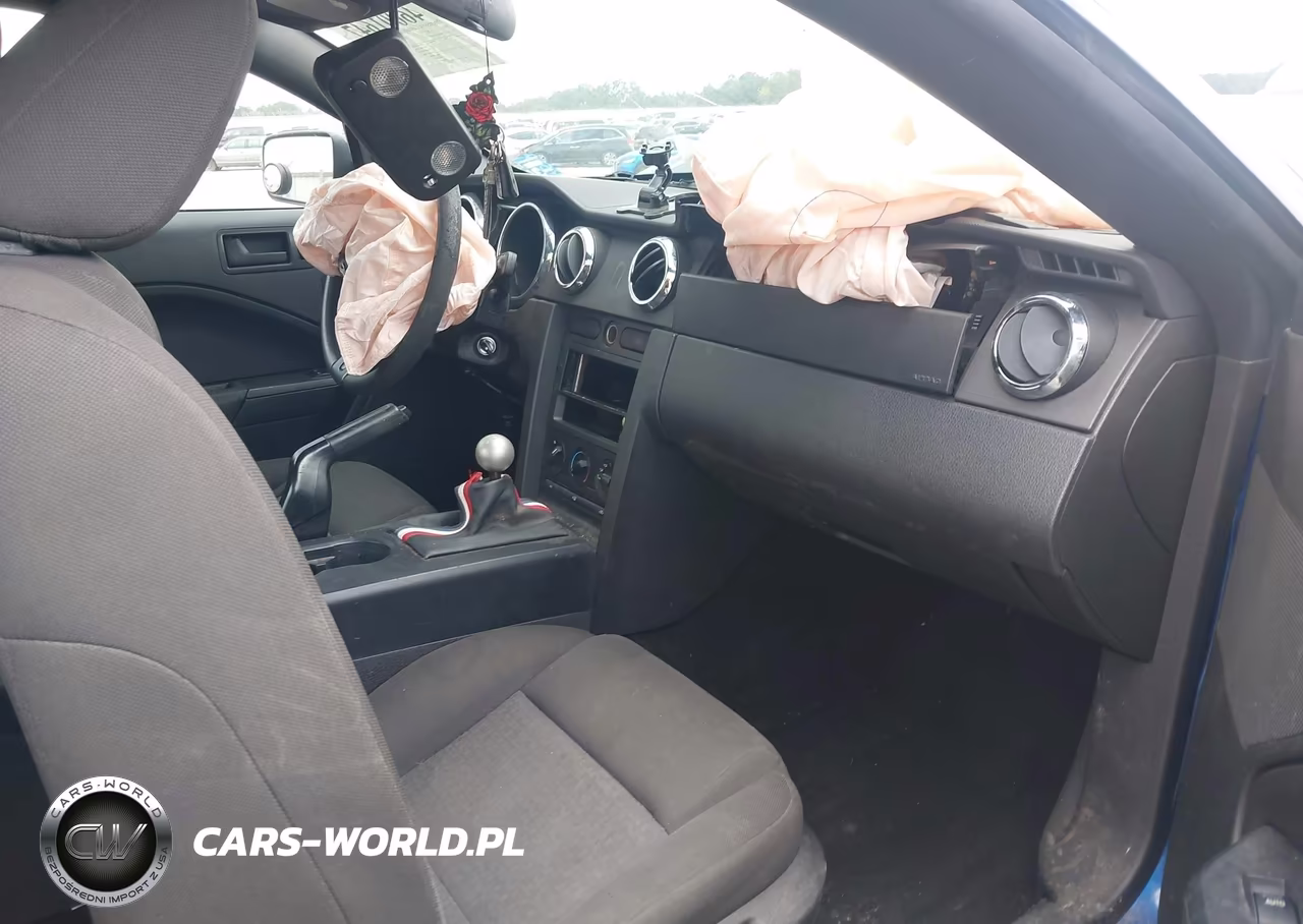 2006 Ford Mustang V6 VIN:1ZVFT80N665128814 - 5