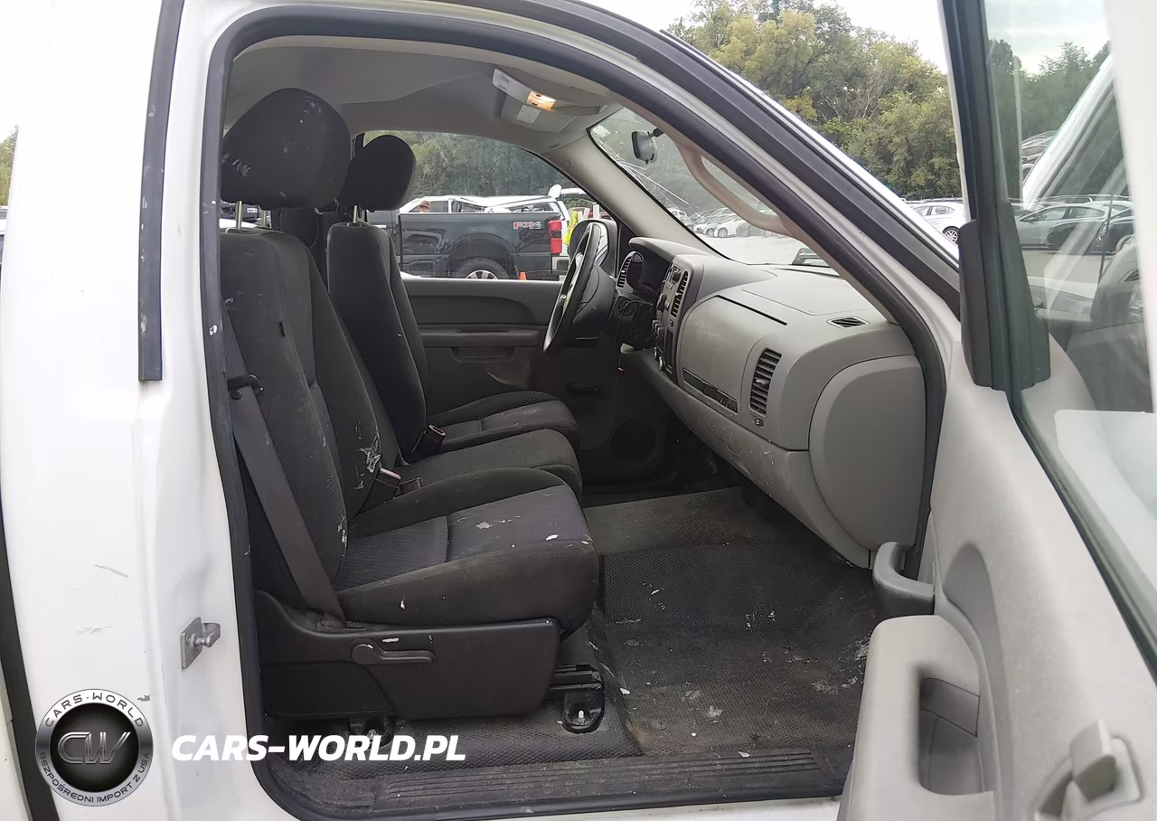 2011 Chevrolet Silverado 1500 Work Truck VIN:1GCNCPEXXBZ105980 - 5