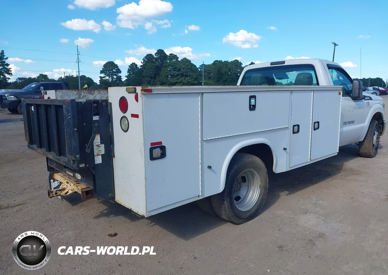 2016 Ford F-350 Chassis Xl VIN:1FDRF3G66GEC41460 - 4