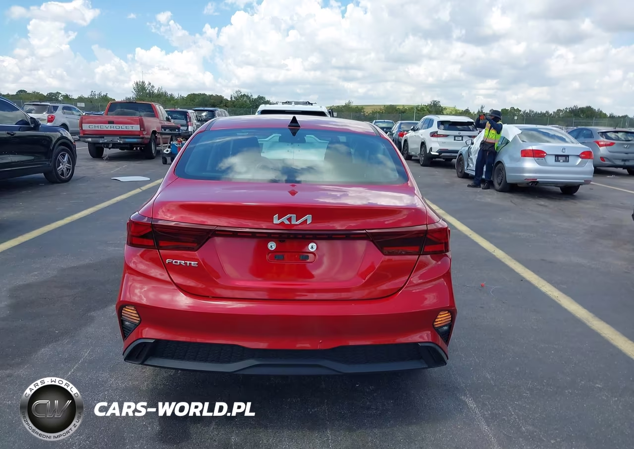 2023 Kia Forte Lxs VIN:3KPF24AD6PE610645 - 16
