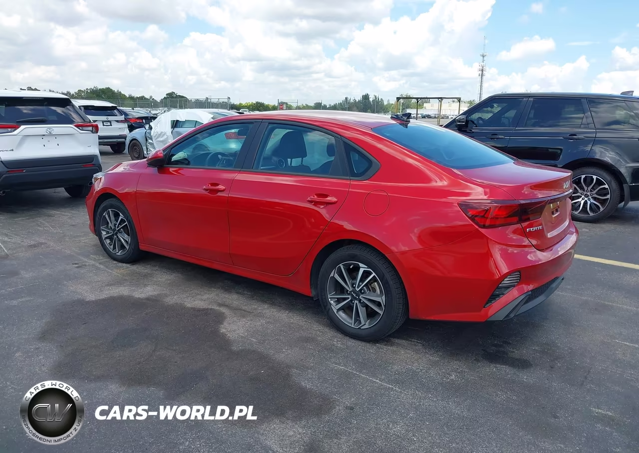 2023 Kia Forte Lxs VIN:3KPF24AD6PE610645 - 3