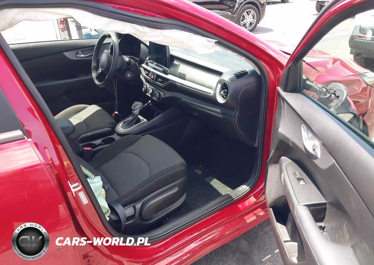 2023 Kia Forte Lxs VIN:3KPF24AD6PE610645 - 5