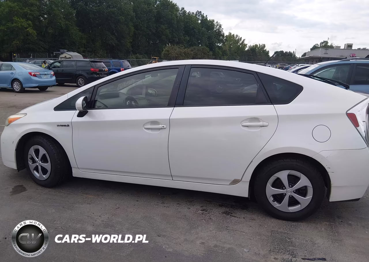 2012 Toyota Prius Three VIN:JTDKN3DU5C5481296 - 14
