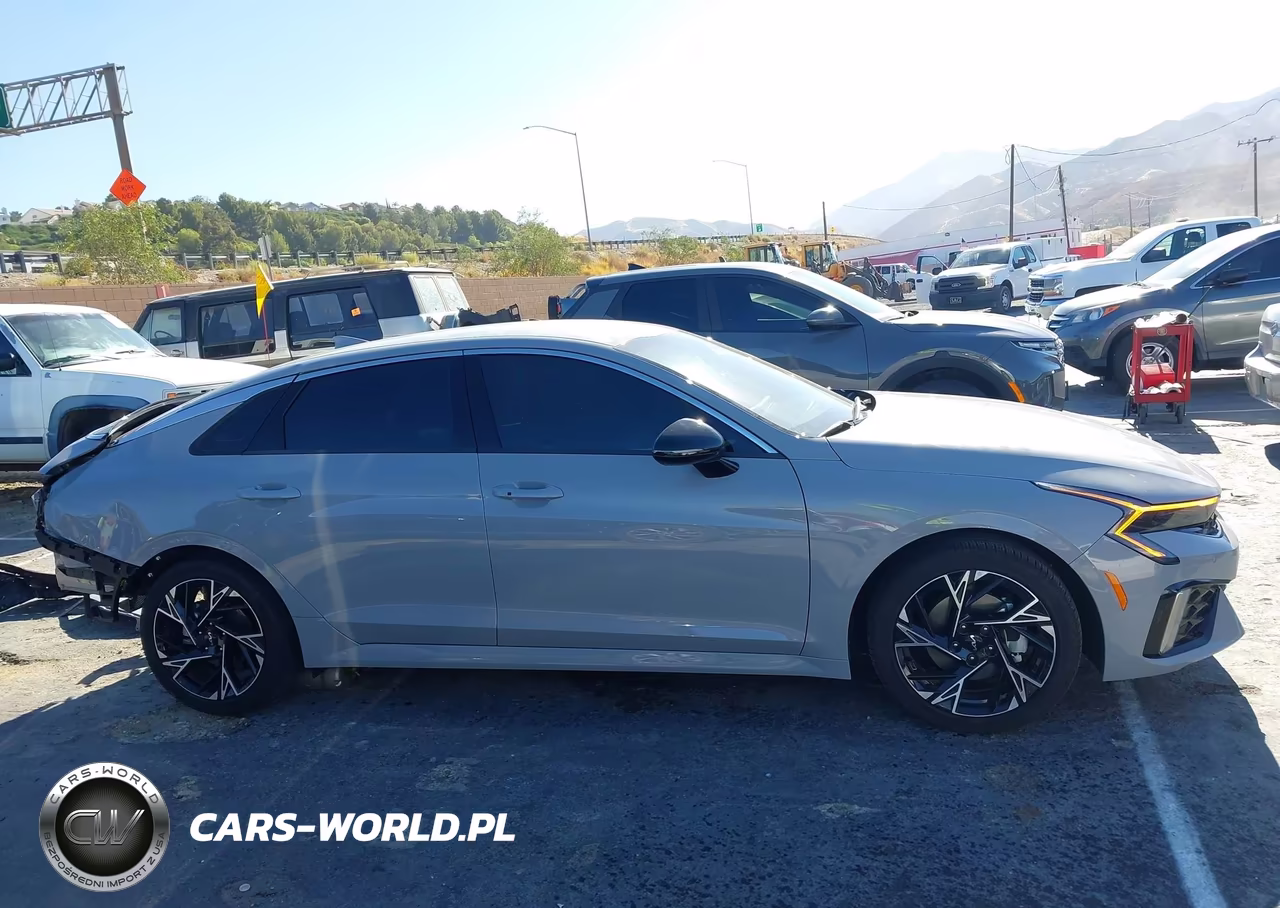 2026 Kia K5 Gt-Line Fwd VIN:KNAG64J77T5417006 - 13