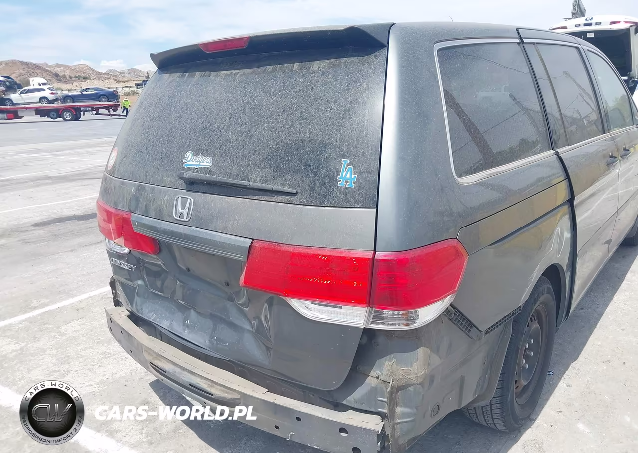 2008 Honda Odyssey Lx VIN:5FNRL38228B073650 - 18