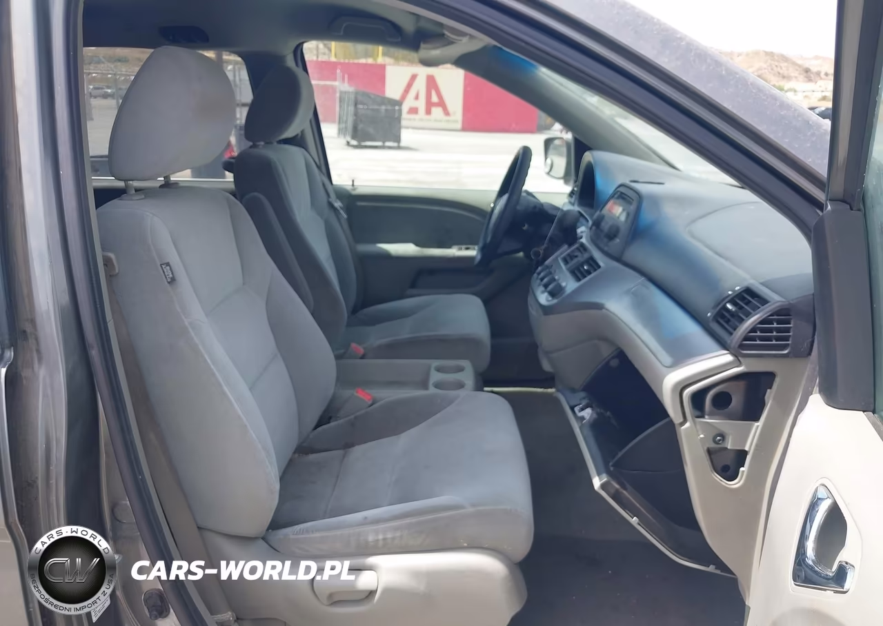 2008 Honda Odyssey Lx VIN:5FNRL38228B073650 - 5