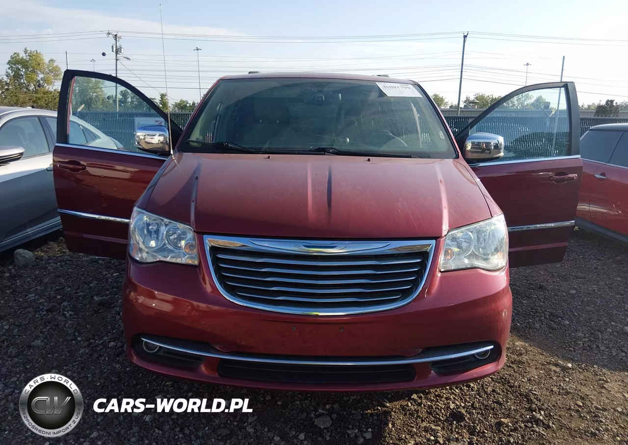2015 Chrysler Town & Country Touring-L VIN:2C4RC1CG9FR572387 - 6