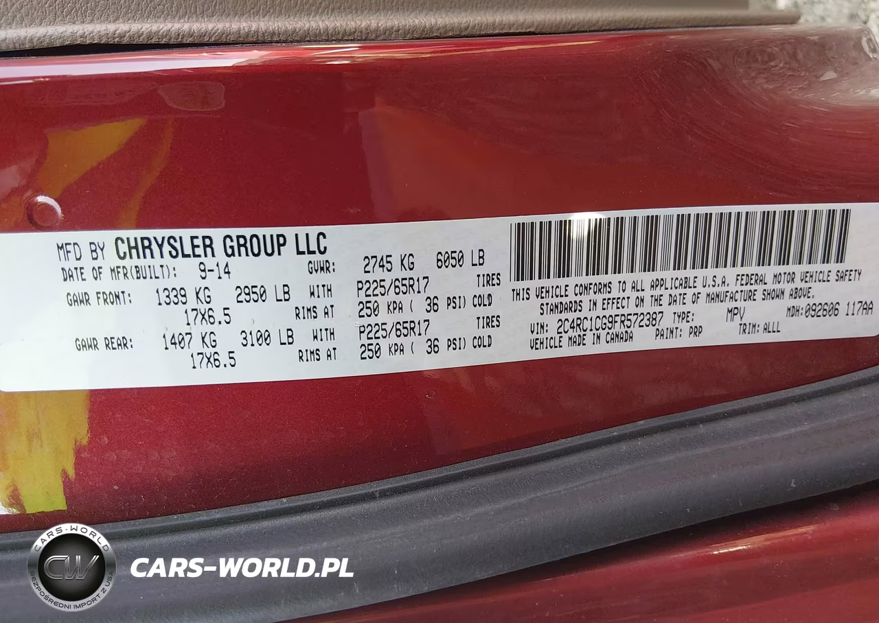 2015 Chrysler Town & Country Touring-L VIN:2C4RC1CG9FR572387 - 9