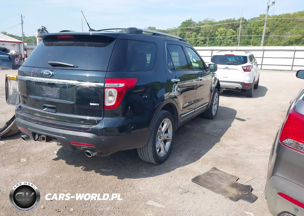 2014 Ford Explorer Xlt VIN:1FM5K8D8XEGA48436 - 4