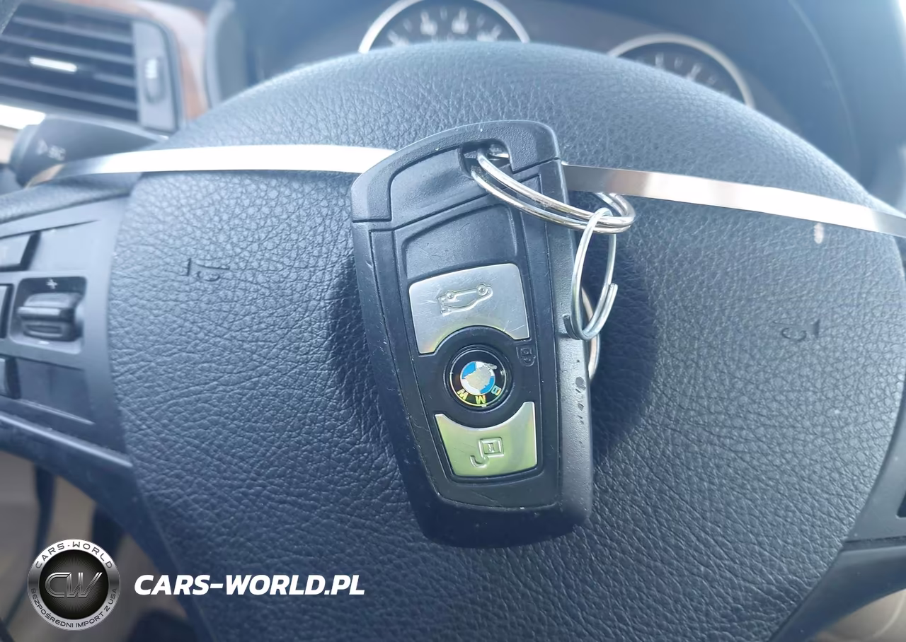 2013 BMW 328I VIN:WBA3C1G54DNR49133 - 11