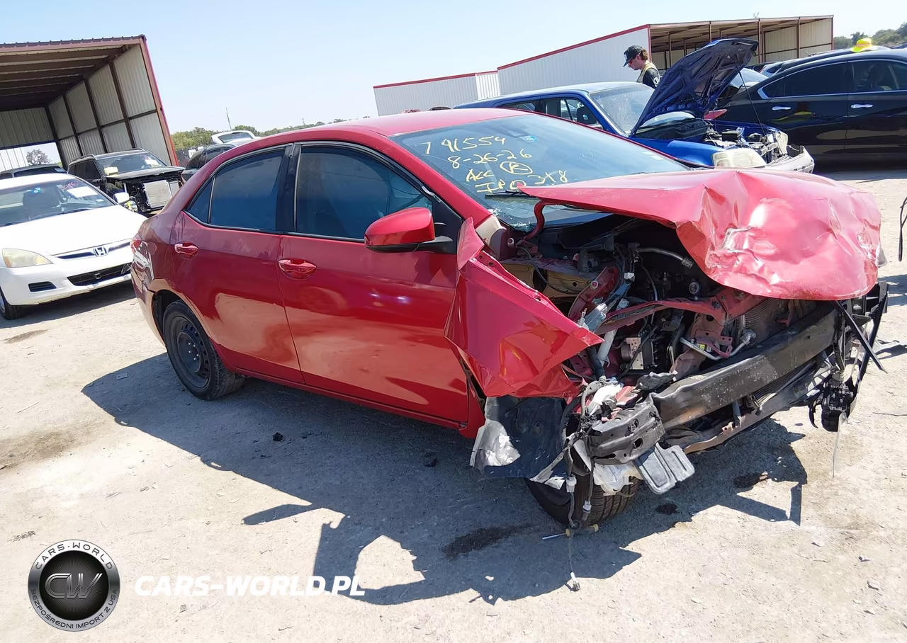 2018 Toyota Corolla Le VIN:5YFBURHE1JP834531 - 1
