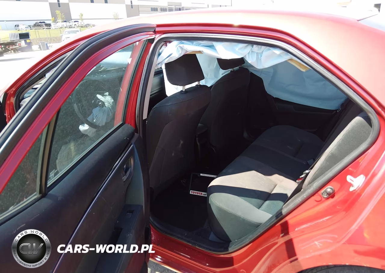 2018 Toyota Corolla Le VIN:5YFBURHE1JP834531 - 8