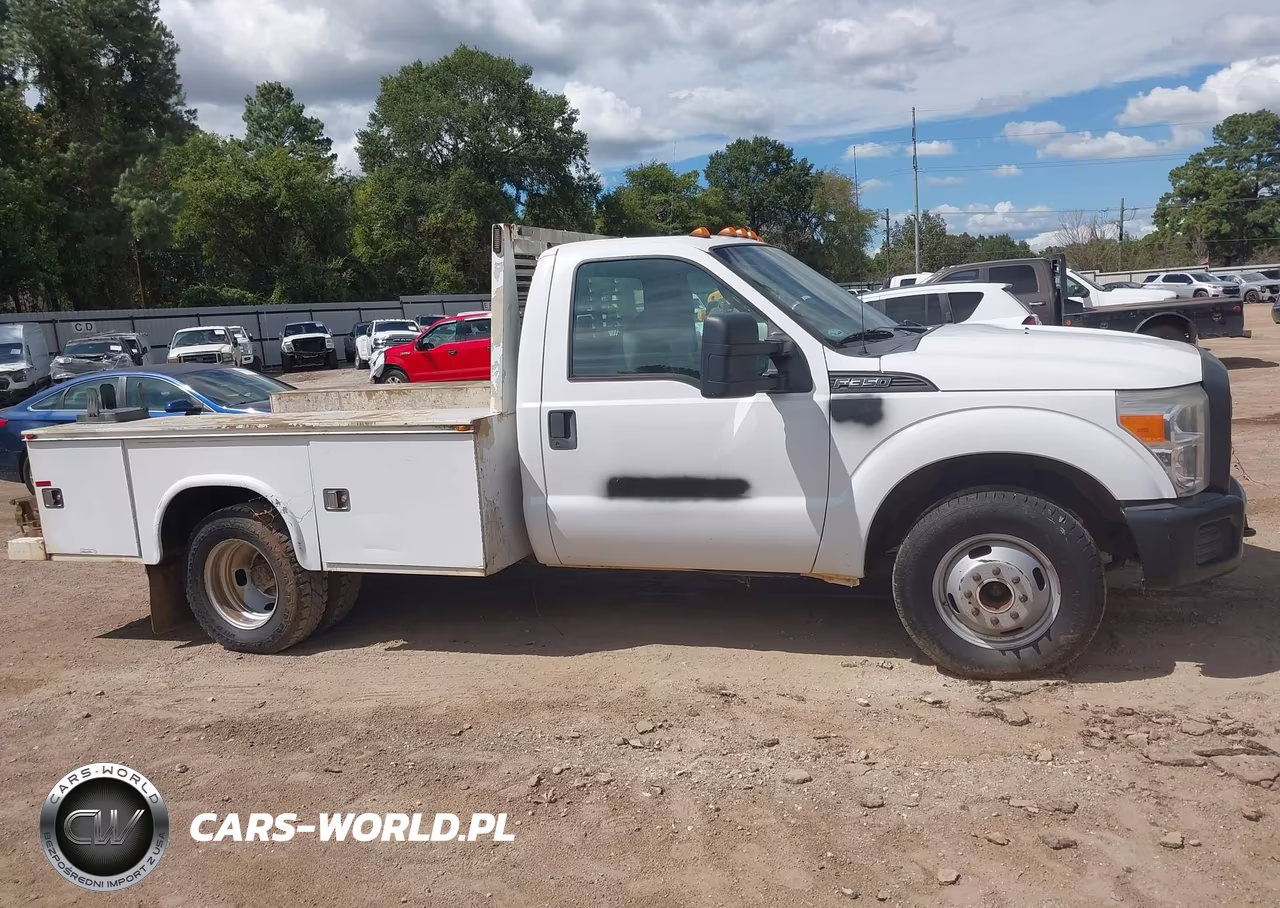 2012 Ford F-350 Chassis Xl VIN:1FDRF3G69CEC95913 - 13