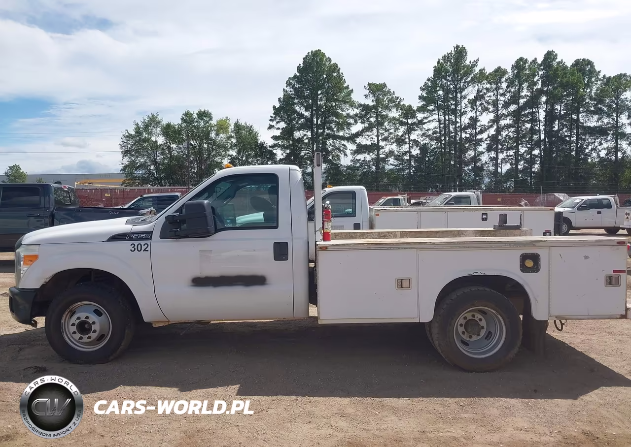 2012 Ford F-350 Chassis Xl VIN:1FDRF3G69CEC95913 - 14