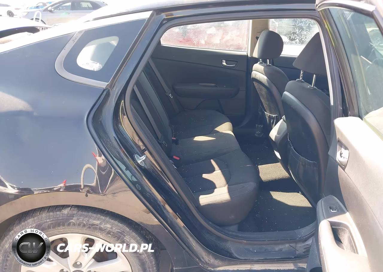 2017 Kia Optima Lx VIN:KNAGT4L33H5164728 - 8