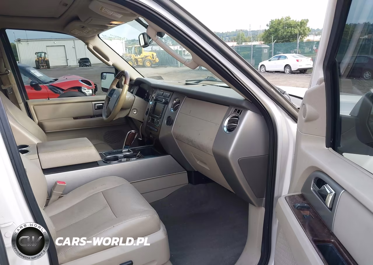 2010 Ford Expedition Limited VIN:1FMJU2A51AEA54390 - 5