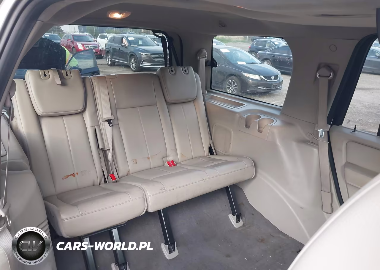 2010 Ford Expedition Limited VIN:1FMJU2A51AEA54390 - 8