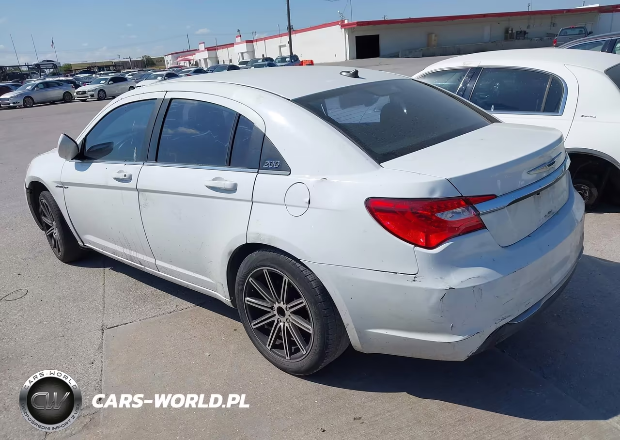 2013 Chrysler 200 Lx VIN:1C3CCBAB9DN669462 - 3