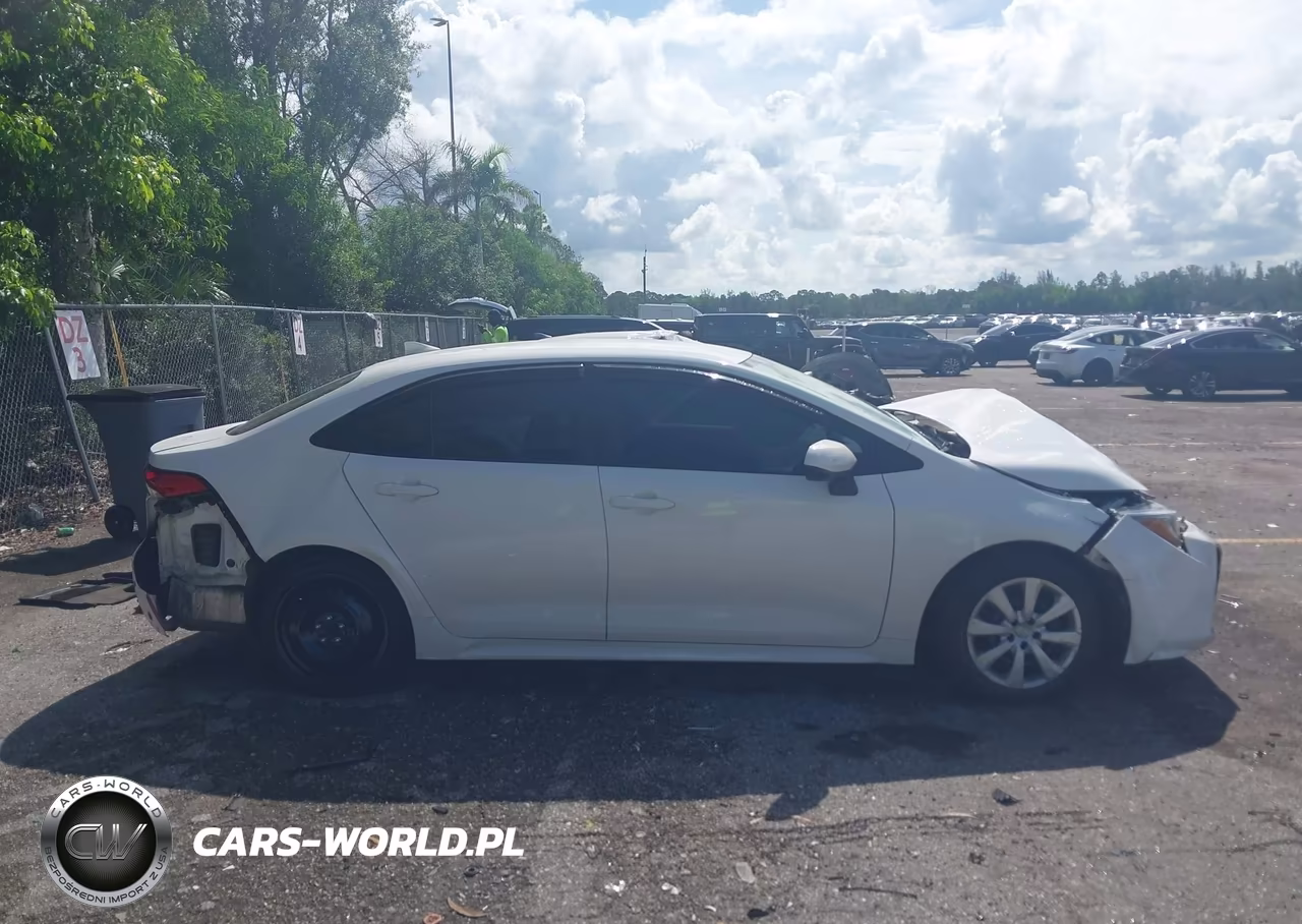 2022 Toyota Corolla Le VIN:5YFEPMAE9NP388152 - 14