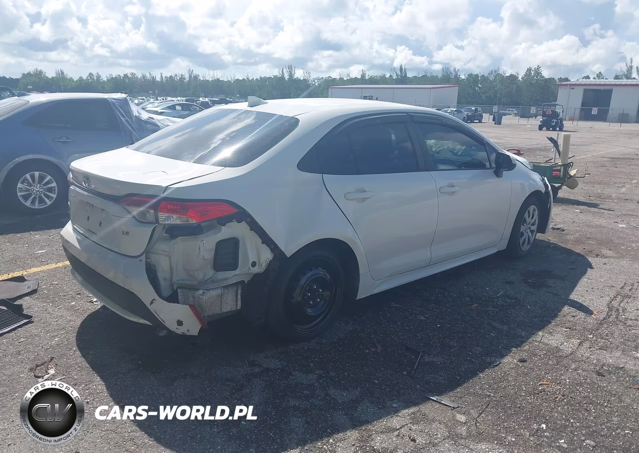 2022 Toyota Corolla Le VIN:5YFEPMAE9NP388152 - 4