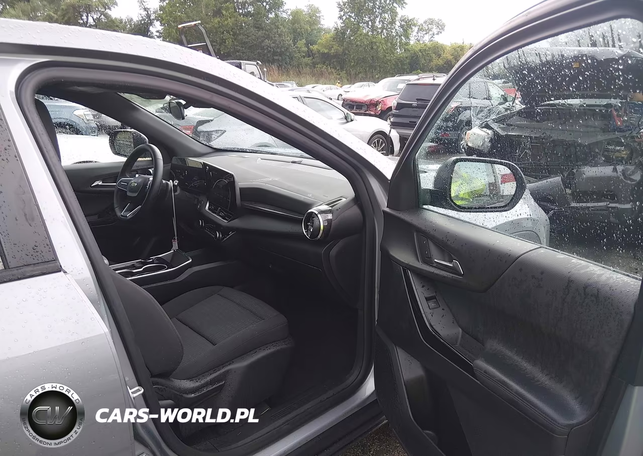 2026 Chevrolet Equinox Fwd Lt VIN:3GNAXHEG0TL356189 - 5