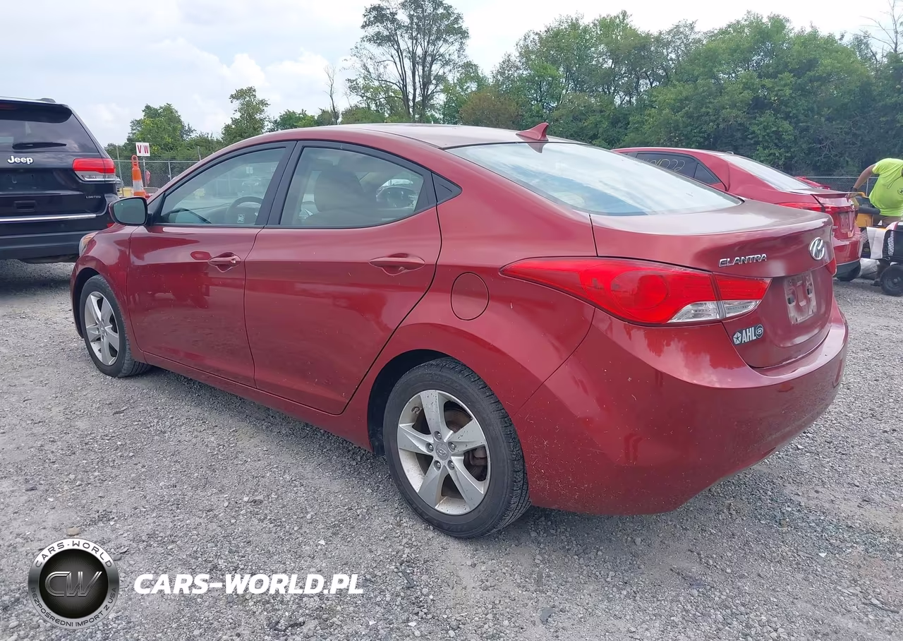 2013 Hyundai Elantra Gls VIN:5NPDH4AE6DH347112 - 3