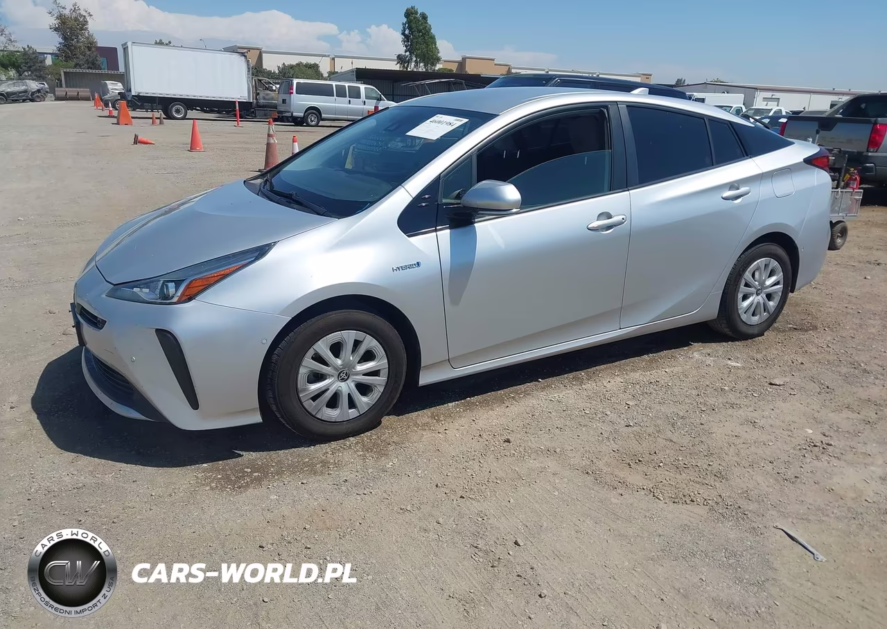 2019 Toyota Prius Le VIN:JTDKARFUXK3094023 - 2