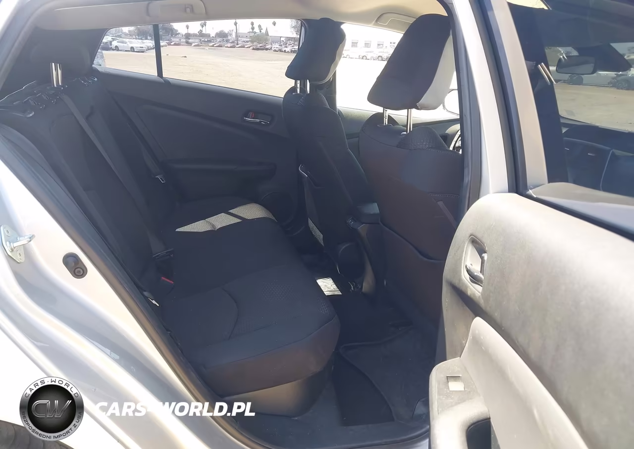 2019 Toyota Prius Le VIN:JTDKARFUXK3094023 - 8