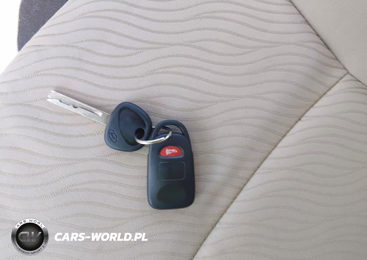 2012 Hyundai Accent Gls VIN:KMHCU4AE9CU269643 - 11