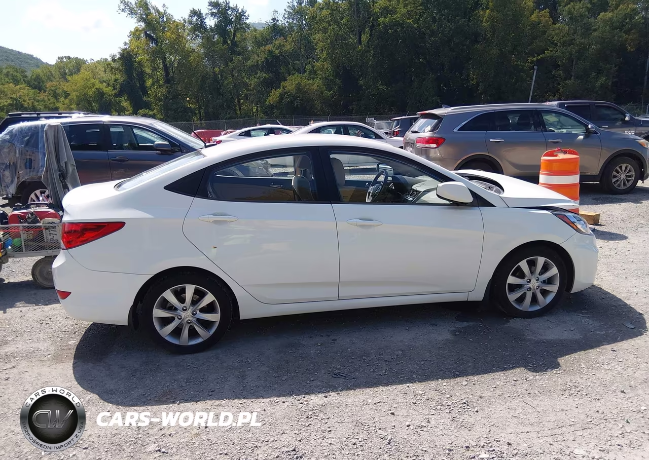 2012 Hyundai Accent Gls VIN:KMHCU4AE9CU269643 - 13