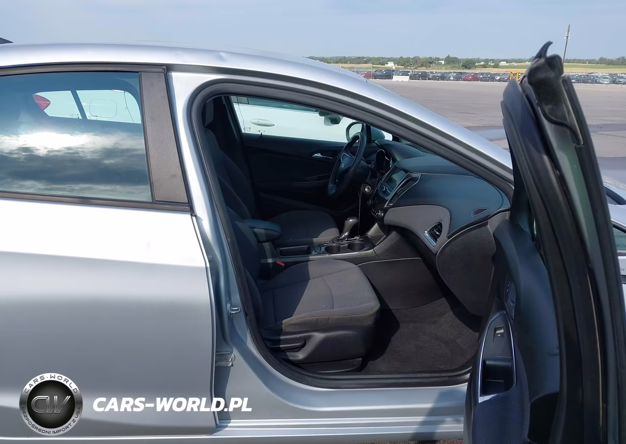 2019 Chevrolet Cruze Ls VIN:1G1BC5SM6K7108672 - 5