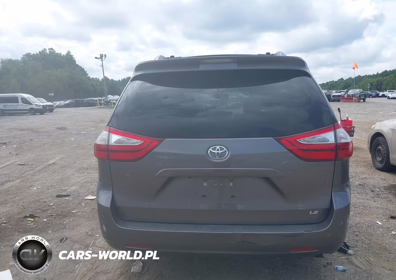 2017 Toyota Sienna Le 8 Passenger VIN:5TDKZ3DC1HS789322 - 16