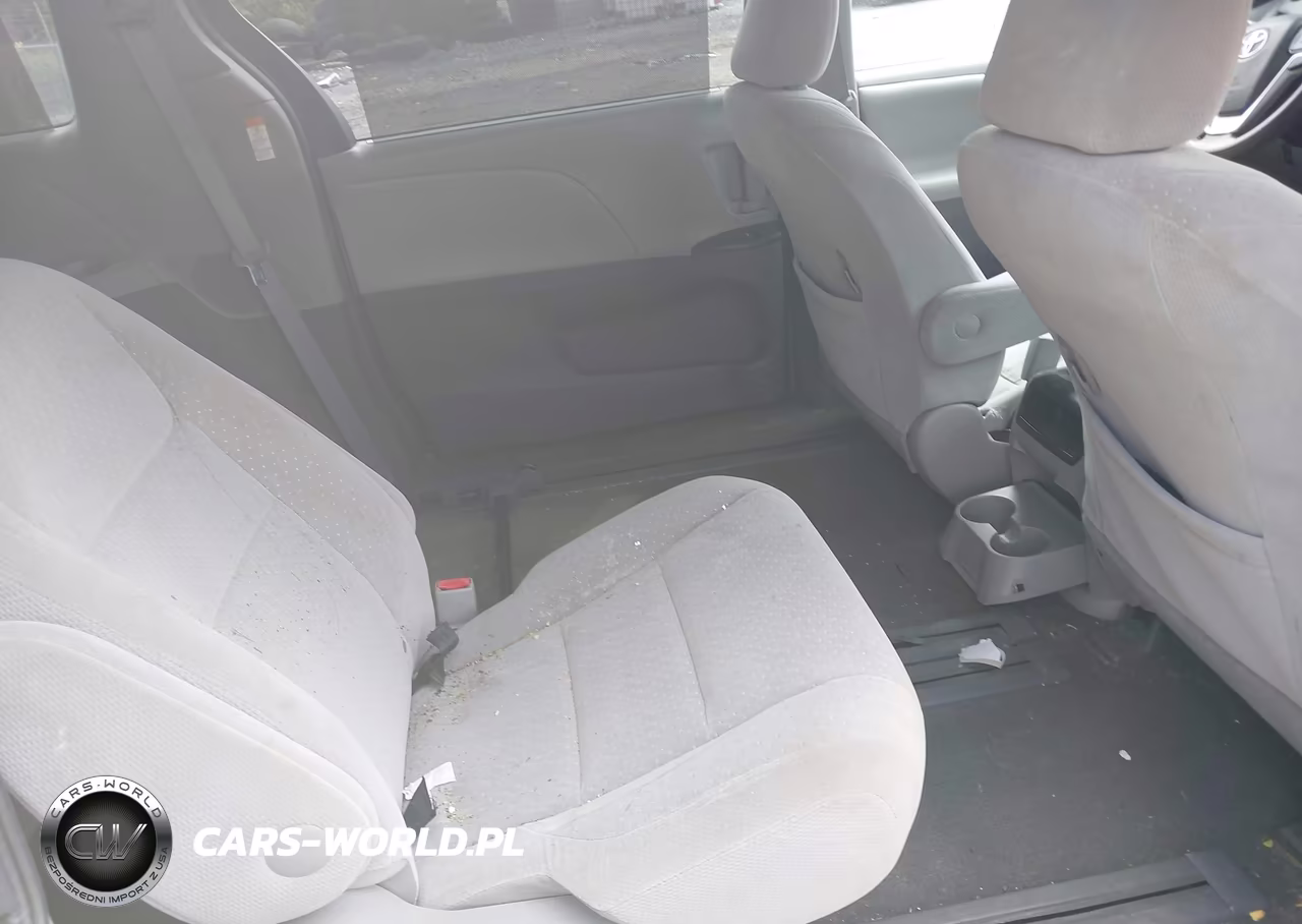 2017 Toyota Sienna Le 8 Passenger VIN:5TDKZ3DC1HS789322 - 8