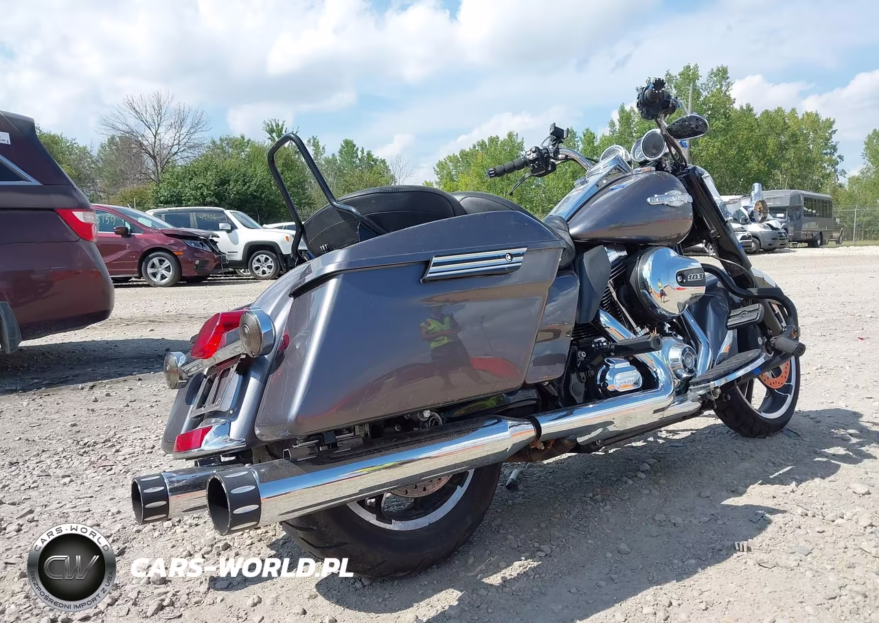 2014 Harley-Davidson Flhp Police Road King VIN:1HD1FHM1XEB636908 - 4