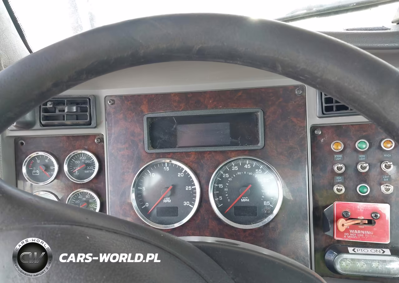 2012 Kenworth Construction T370 VIN:2NKHHN7XXCM324459 - 5
