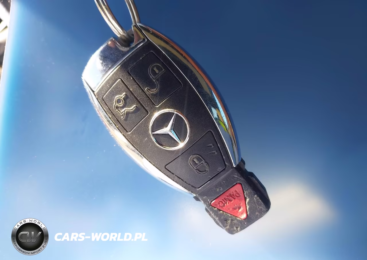 2012 Mercedes-Benz Slk 350 VIN:WDDPK5HA7CF009479 - 11