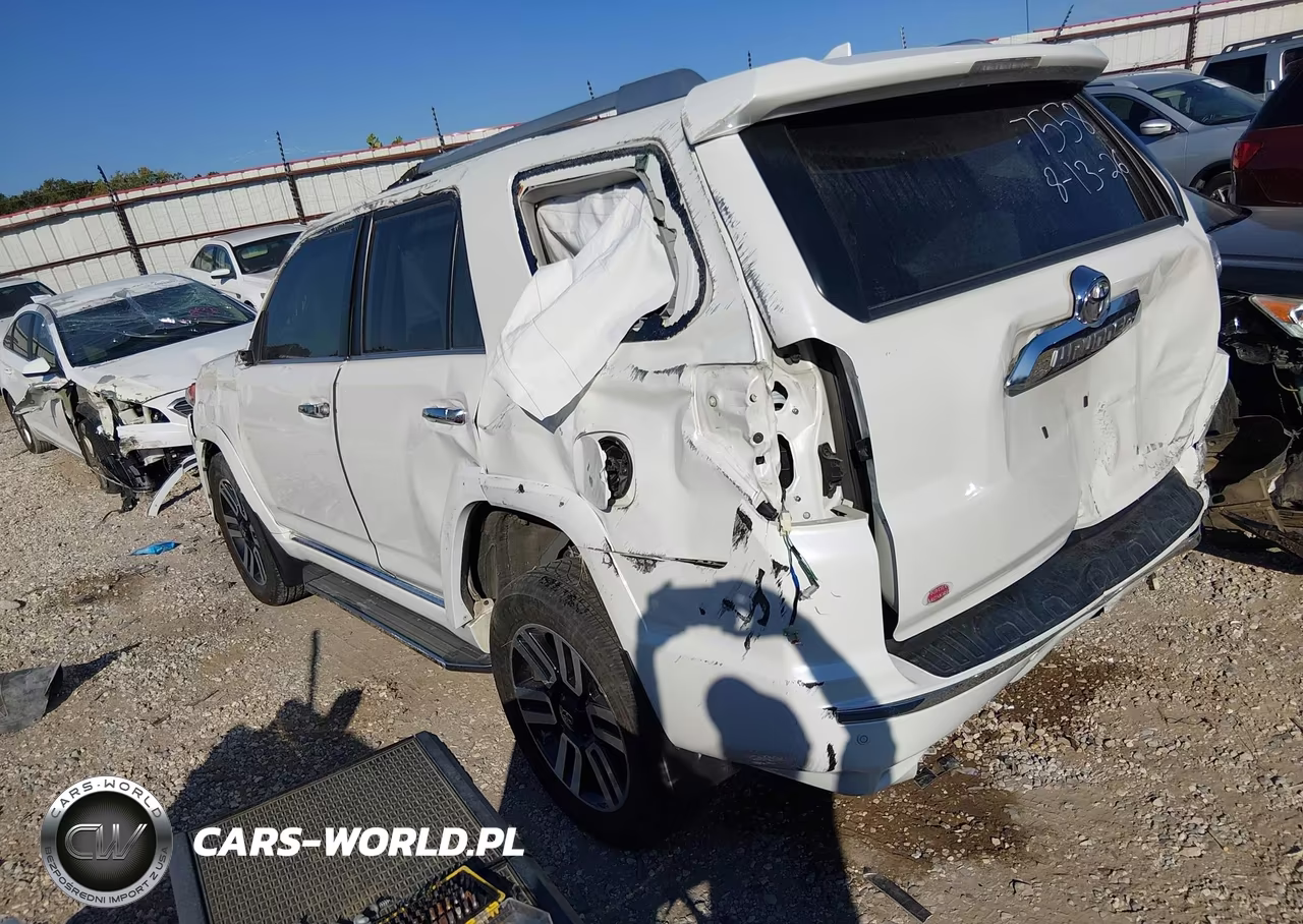 2021 Toyota 4Runner Limited VIN:JTEKU5JR7M5957558 - 3