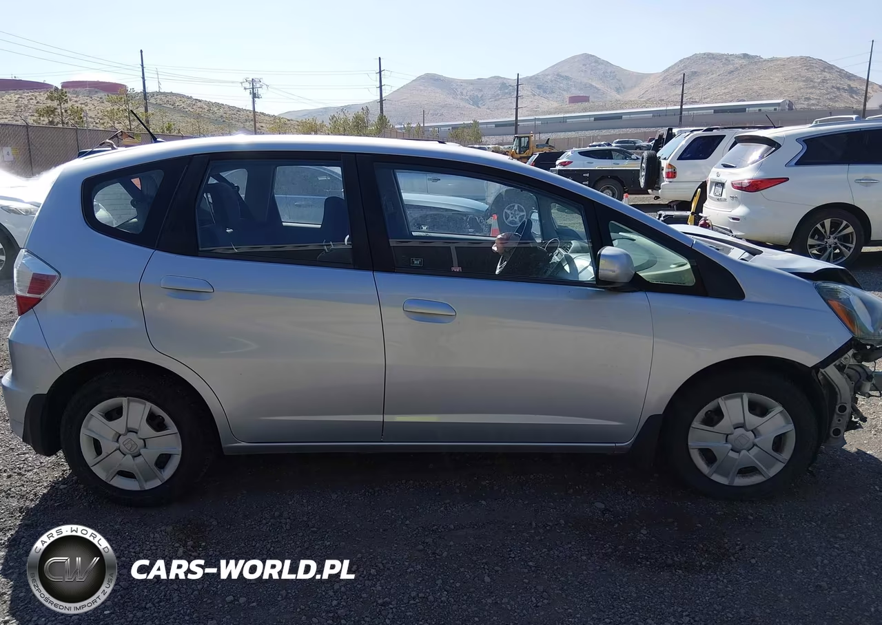 2012 Honda Fit VIN:JHMGE8H34CC018791 - 13
