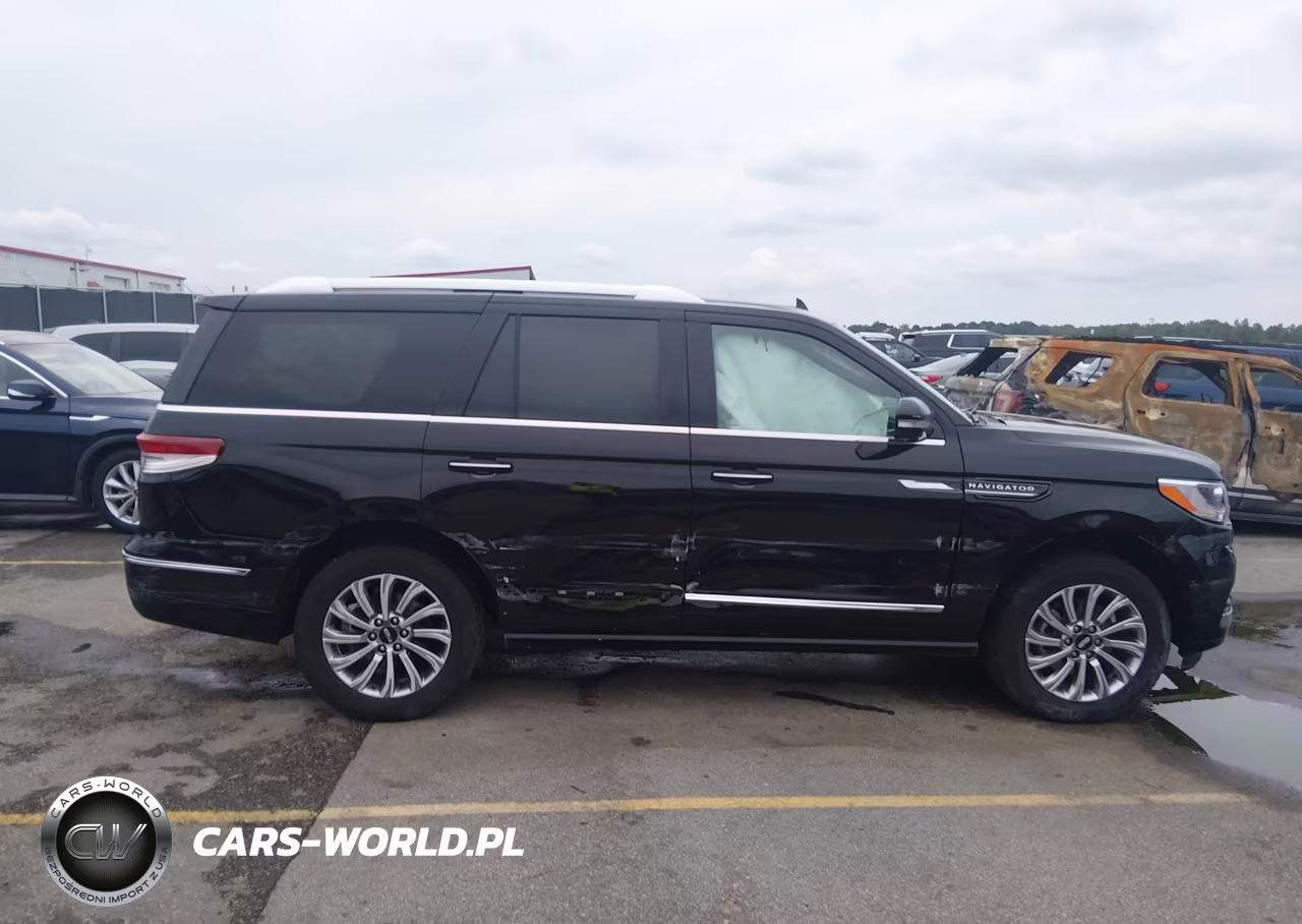 2022 Lincoln Navigator Standard VIN:5LMJJ2MT7NEL10036 - 13