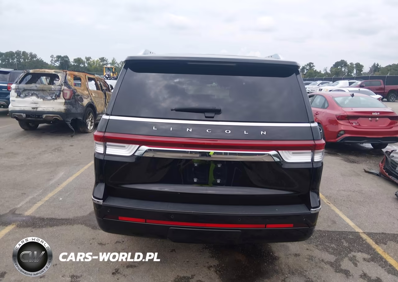 2022 Lincoln Navigator Standard VIN:5LMJJ2MT7NEL10036 - 16