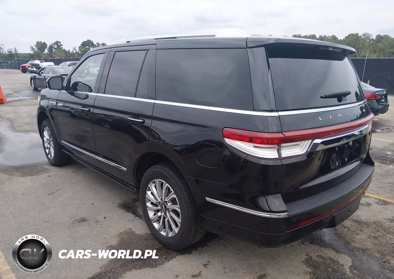 2022 Lincoln Navigator Standard VIN:5LMJJ2MT7NEL10036 - 3