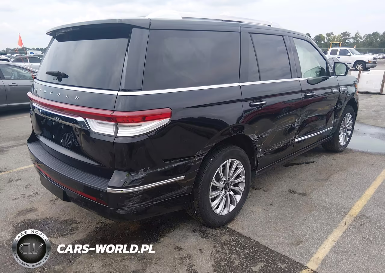 2022 Lincoln Navigator Standard VIN:5LMJJ2MT7NEL10036 - 4