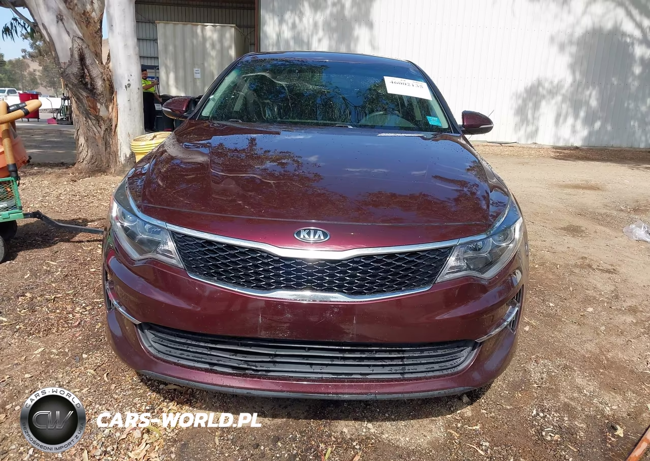 2018 Kia Optima Lx VIN:5XXGT4L37JG252086 - 11